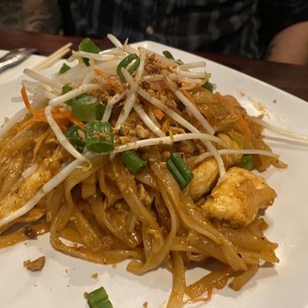 Sumalee's Thai Cuisine - Phad Thai Chicken - Thai Near Me - Bonney Lake, Washington Sumalee's Thai Cuisine - Phad Thai Chicken - Thai Near Me - Bonney Lake, Washington
