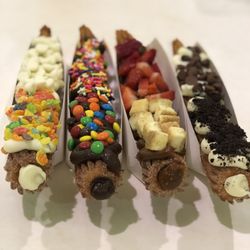 The churro's boutique - Churros with toppings sooooo good