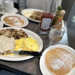 Rusty Pelican Cafe