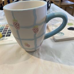 Strawberry cup (before glaze) Strawberry cup (before glaze)