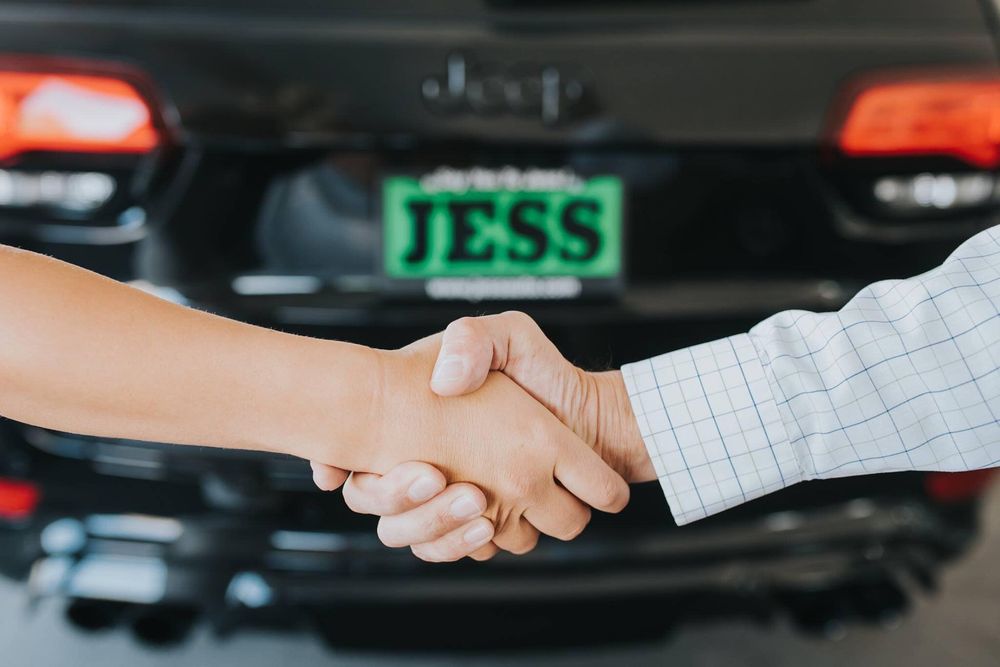 JESS FORD Updated September 2024 14 Photos 522 Midway Ave NE