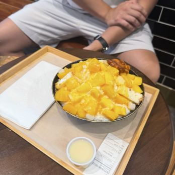 Bingsu Tea - Mango - Bubble Tea Near Me - Sacramento, California