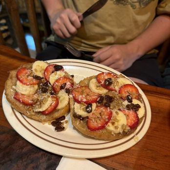 The Yellow Deli - Hiddenite - Honey bun with fruit - Delis Near Me - Hiddenite, North Carolina The Yellow Deli - Hiddenite - Honey bun with fruit - Delis Near Me - Hiddenite, North Carolina