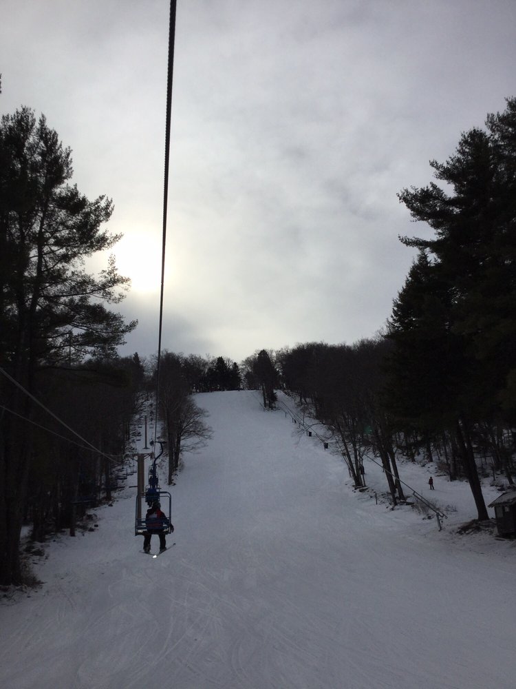 OTIS RIDGE SKI CAMP Updated April 2024 Otis, Massachusetts Ski
