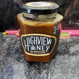 Local raw unfiltered honey