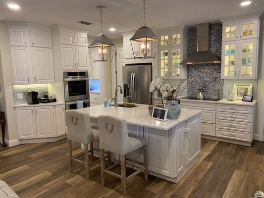 Kitchen Remodeling and Design - Kitchen Design and Remodeling
At RIM Express Inc., we listen to clients and make suggestions based on their needs and budget. For more than a decade, our expert team has successfully completed outstanding remodeling projects in single-family and condominium homes. We also provide kitchen cabinets and many other finishing materials. Kitchen Remodeling and Design - Kitchen Design and Remodeling
At RIM Express Inc., we listen to clients and make suggestions based on their needs and budget. For more than a decade, our expert team has successfully completed outstanding remodeling projects in single-family and condominium homes. We also provide kitchen cabinets and many other finishing materials.