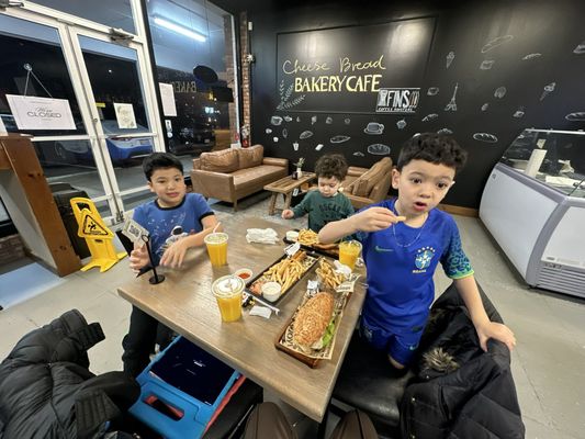 Cheese Bread Bakery by null