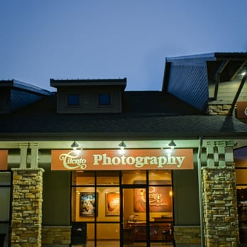 Cilento Photography - Photographers Near Me - Deerfield, Illinois Cilento Photography - Photographers Near Me - Deerfield, Illinois