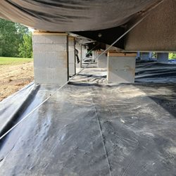 Sweeten's Mobile Home Specialist - They have nice homes and friendly staff. This is what a professional set should look like.