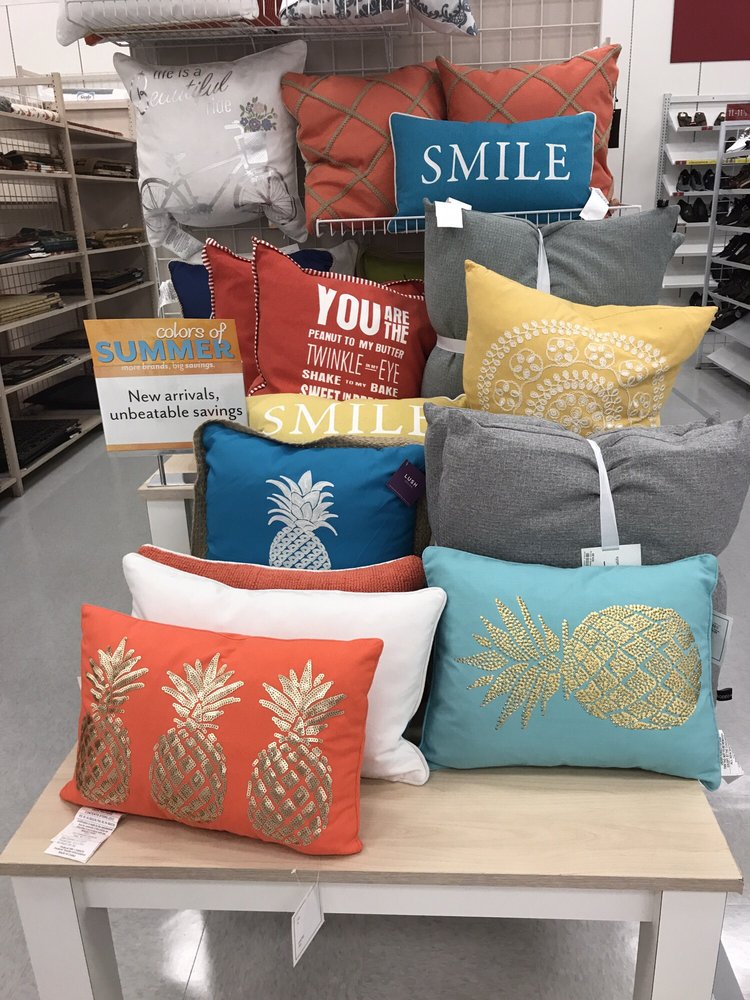 Bealls Outlet 21701 Village Lakes Sc Dr Land O Lakes Fl