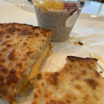 Paris Baguette - Grilled cheese & fruit/chia seeds - Bakeries Near Me - Carrollton, Texas