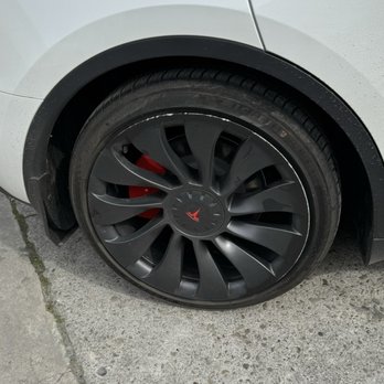Wheel Repair Performance - Before curb crash repair Model Y Uber Turbine wheel - Wheel & Rim Repair Near Me - San Jose, California Wheel Repair Performance - Before curb crash repair Model Y Uber Turbine wheel - Wheel & Rim Repair Near Me - San Jose, California
