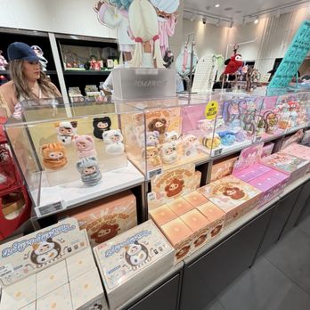 Pop Mart - Toy Stores Near Me - Chicago, Illinois Pop Mart - Toy Stores Near Me - Chicago, Illinois
