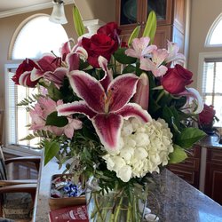 A Creation For You Florist - Lovely arrangement delivered on New Years Eve