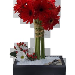 Mil Flores Floristería - Gerbeas sobre Cuarzo