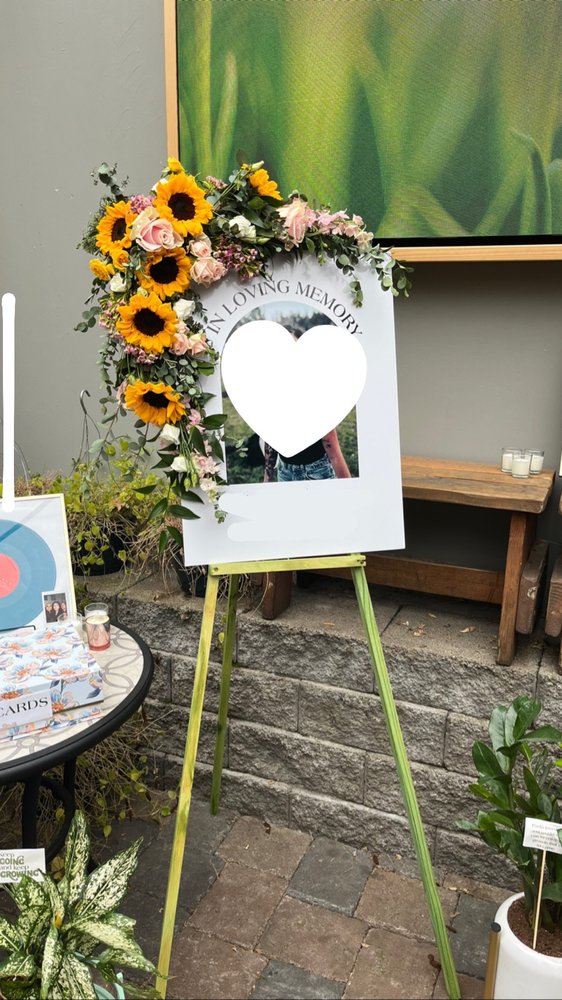 FLOWERS BY ZSUZSANA Updated October 2024 214 Photos & 69 Reviews