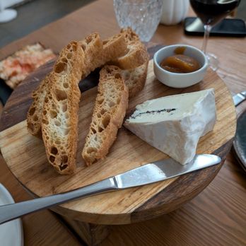 Vic Braseria - Cheese - Brasseries Near Me - Barcelona, B