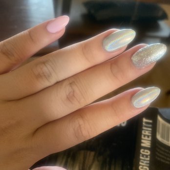 Crescent Nails - Absolutely obsessed - Nail Salons Near Me - Bend, Oregon