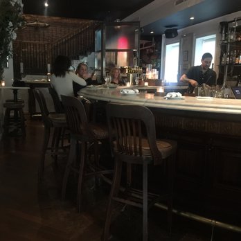 Halcyon - Bar when we arrived at 5 pm - Seafood Near Me - Montclair, New Jersey