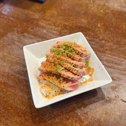 Seared tuna! Seared tuna!