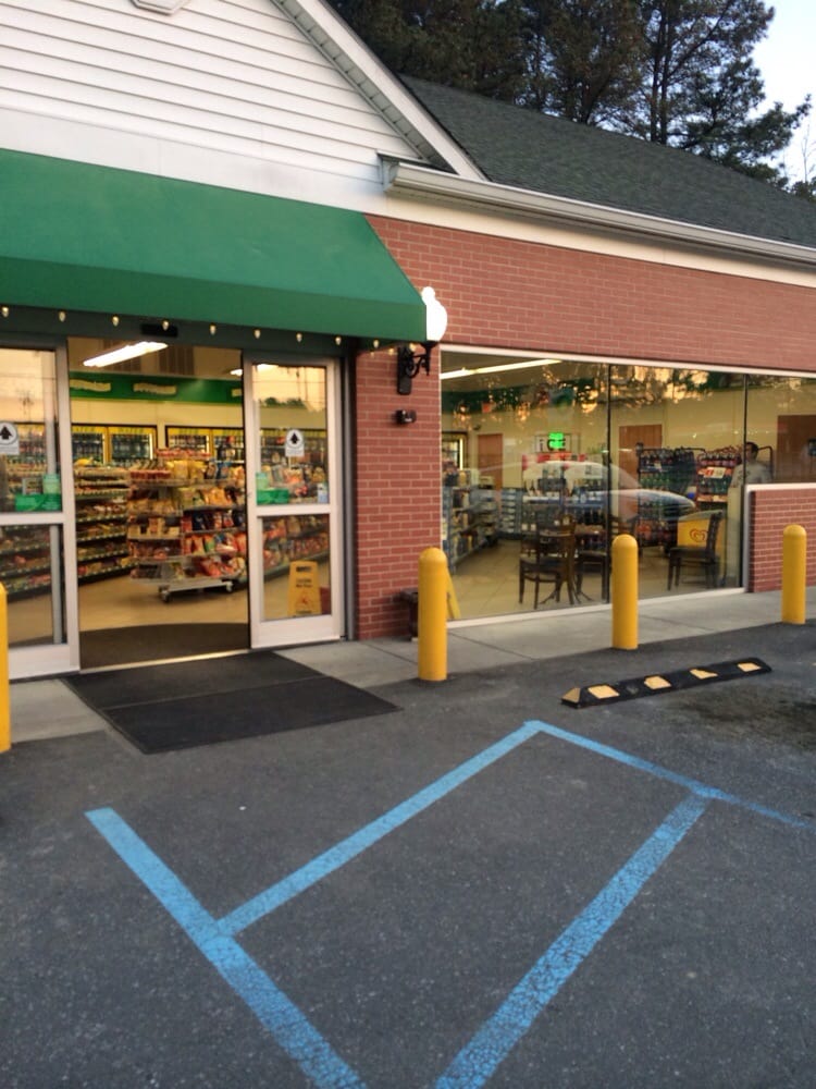 BUTNER BP SERVICE Updated August 2024 110 Central Ave, Butner