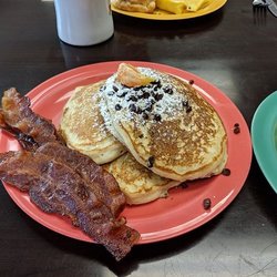 Dawg House Grill OIB - Homemade Breakfast Plates and Sandwiches served ALL DAY!