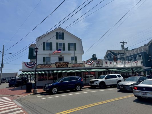 The Goldenrod by null