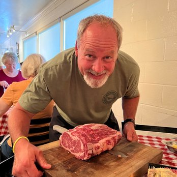 Beefmastor Inn - If you have any questions about the meat, how you want it cooked - anything the guys are great - Steakhouses Near Me - Wilson, North Carolina
