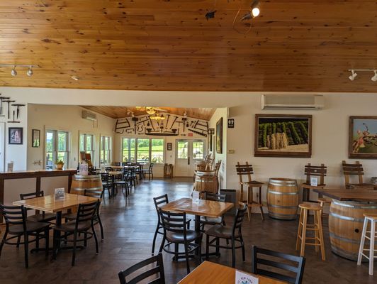 Hunt Country Vineyards by null