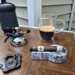 The Commissioners Cigar Lounge - A Sunday Morning Smoke
