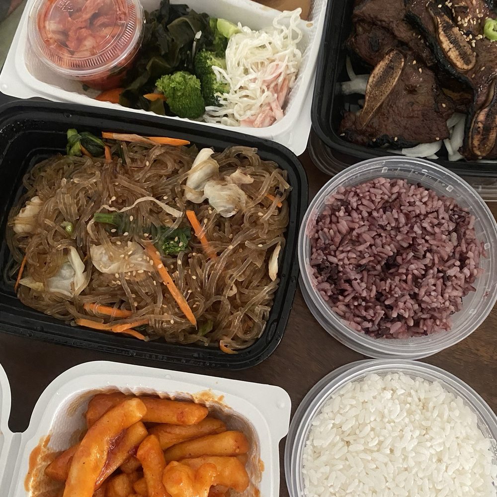 Vons Chicken - A7 Japchae Steamed Rice Rice cake - Korean Near Me - Vallejo, California Vons Chicken - A7 Japchae Steamed Rice Rice cake - Korean Near Me - Vallejo, California