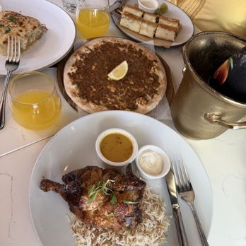 Ammatoli - Spicy Garlic Lemon Chicken was 10/10 - Mediterranean Near Me - Long Beach, California