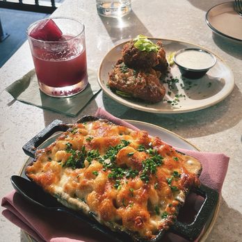 Joyce - Cooked Game hen and Mac n cheese - Southern Near Me - Los Angeles, California Joyce - Cooked Game hen and Mac n cheese - Southern Near Me - Los Angeles, California