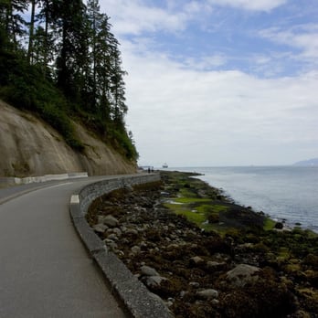 Stanley Park - tide out along the seawall - Parks Near Me - Vancouver, British Columbia Stanley Park - tide out along the seawall - Parks Near Me - Vancouver, British Columbia