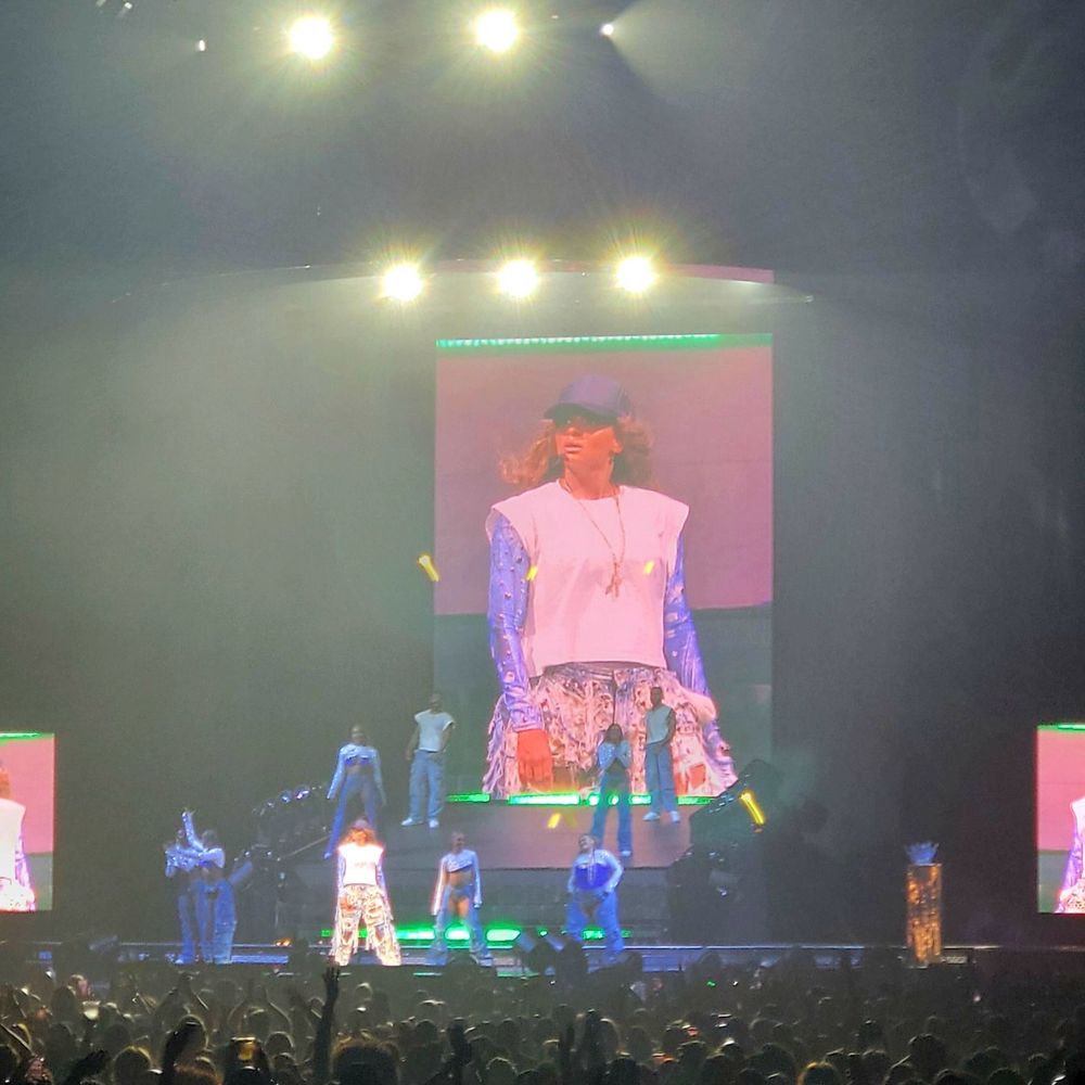 Dickies Arena - Ciara Out of this world tour 7.21.2024 - Stadiums & Arenas Near Me - Fort Worth, Texas Dickies Arena - Ciara Out of this world tour 7.21.2024 - Stadiums & Arenas Near Me - Fort Worth, Texas