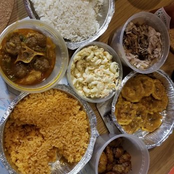 Buen Sabor Latino - Pernil, ox tails, sweet plantains, fried green plantains, macaroni salad, rice and red beans sauce. - Dominican Near Me - Forest Hills, New York Buen Sabor Latino - Pernil, ox tails, sweet plantains, fried green plantains, macaroni salad, rice and red beans sauce. - Dominican Near Me - Forest Hills, New York