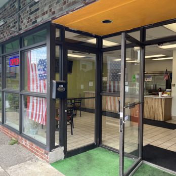 Right Taste Jamaican Restaurant - the entrance to the restaurant - Barbeque Near Me - Stoughton, Massachusetts