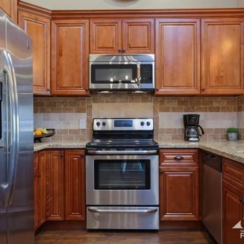 Oz Stone & Ceramics - Flooring Near Me