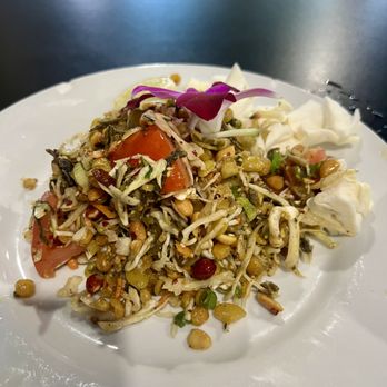 Mon Thai - Green Tea Leaves Salad - Thai Near Me - Denver, Colorado