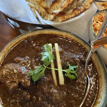 Momo Grill - Goat curry, garlic naan, chicken biriani , chicken Momo... extra spicy of course - Himalayan/Nepalese Near Me - Sunnyvale, California Momo Grill - Goat curry, garlic naan, chicken biriani , chicken Momo... extra spicy of course - Himalayan/Nepalese Near Me - Sunnyvale, California