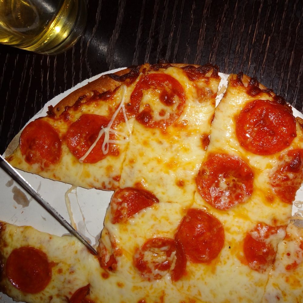 Station 20 Pub 'N Grub - House Made Pizza - Burgers Near Me - Elkhorn, Wisconsin