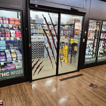 Lowes Foods - Beer cooler - Grocery Near Me - Indian Land, South Carolina Lowes Foods - Beer cooler - Grocery Near Me - Indian Land, South Carolina