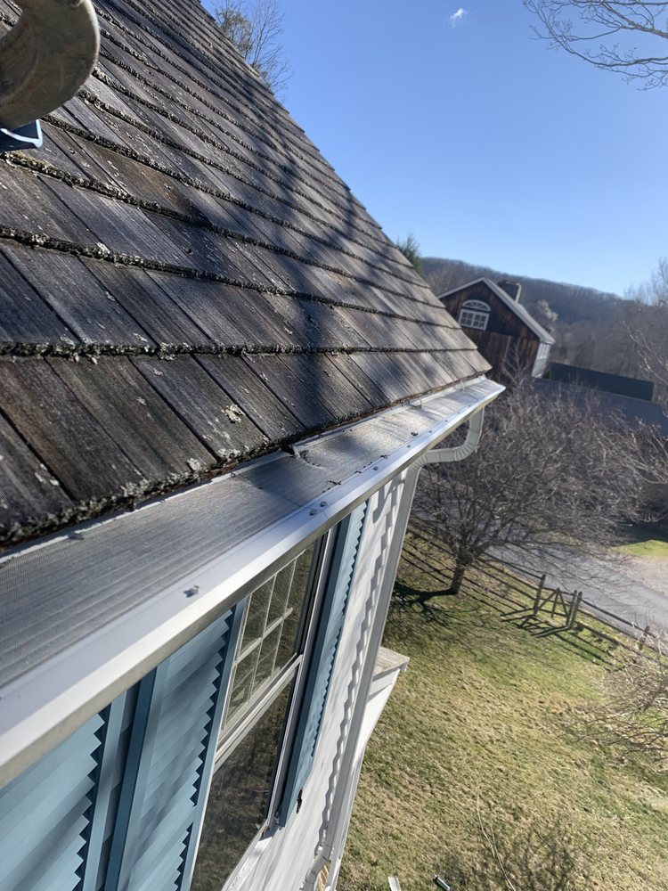 DKM GUTTERS Request a Quote Seymour, Connecticut Gutter Services