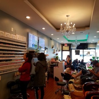 Oxygen Garden - Lots of customers on this day.... - Nail Salons Near Me - New York, New York Oxygen Garden - Lots of customers on this day.... - Nail Salons Near Me - New York, New York