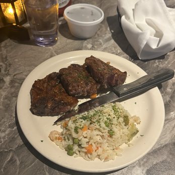 Epi's A Basque Restaurant - Grilled Lamb Loin Chops - Basque Near Me - Meridian, Idaho
