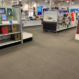 Black Friday empty.