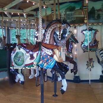 The Heritage Carousel - Carousels Near Me - Des Moines, Iowa