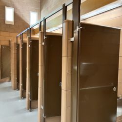 Colorado Welcome Center - Women's restroom