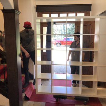 Speedy Movers - See the padding wrap they placed on the door frame. Also kudos getting this big cubby shelf up the stairs! - Movers Near Me - Spokane, Washington Speedy Movers - See the padding wrap they placed on the door frame. Also kudos getting this big cubby shelf up the stairs! - Movers Near Me - Spokane, Washington