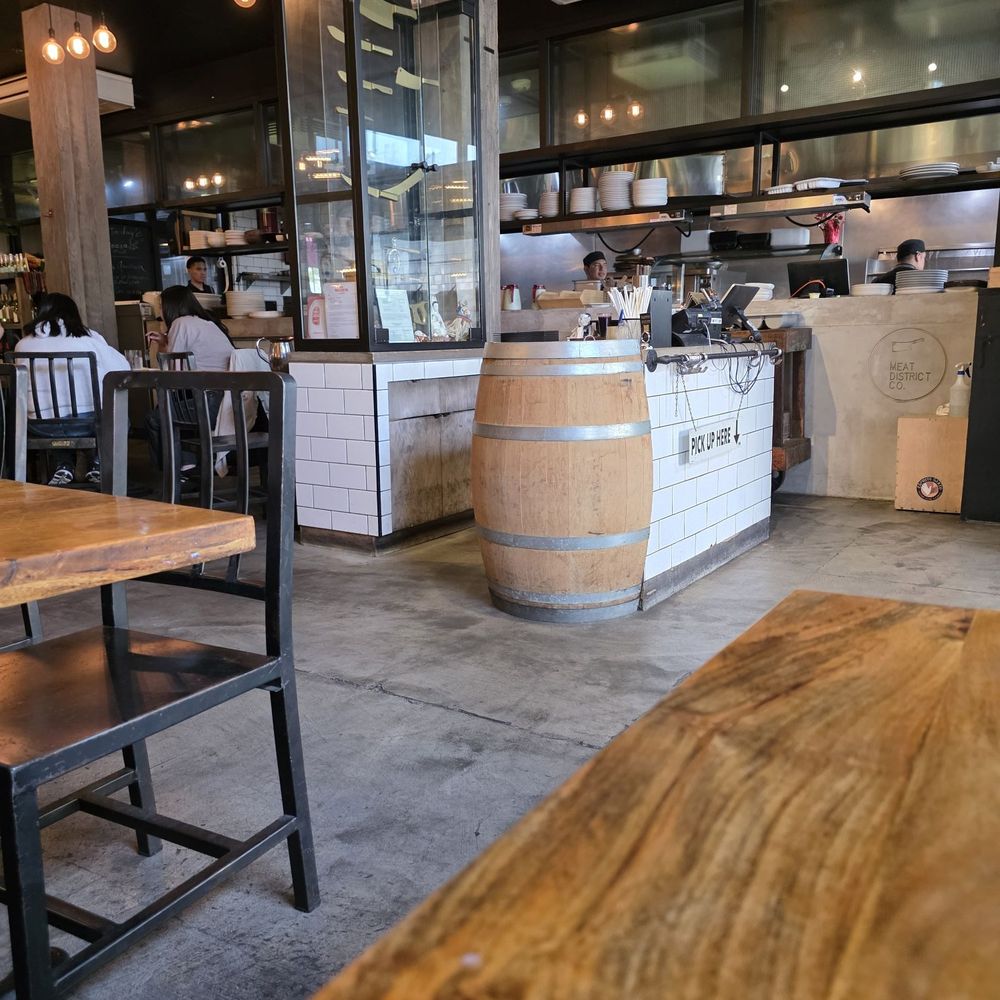 Bodegon No 69 - Interior - Latin American Near Me - Pasadena, California